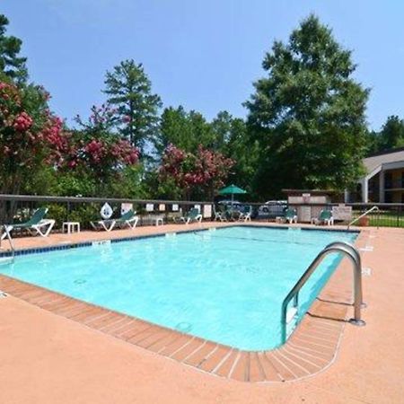 Hampton Inn Чапел Хилл Экстерьер фото