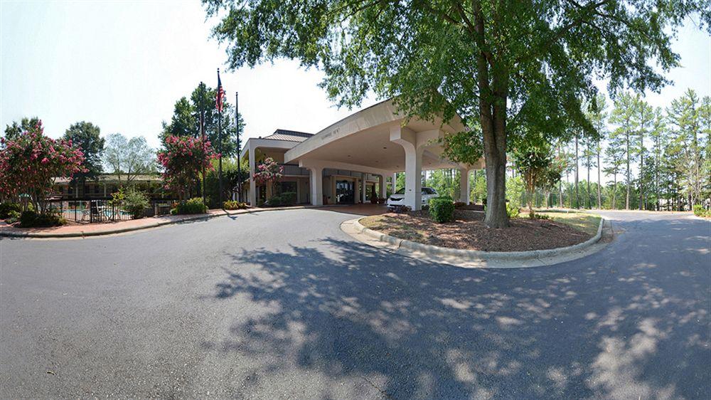 Hampton Inn Чапел Хилл Экстерьер фото
