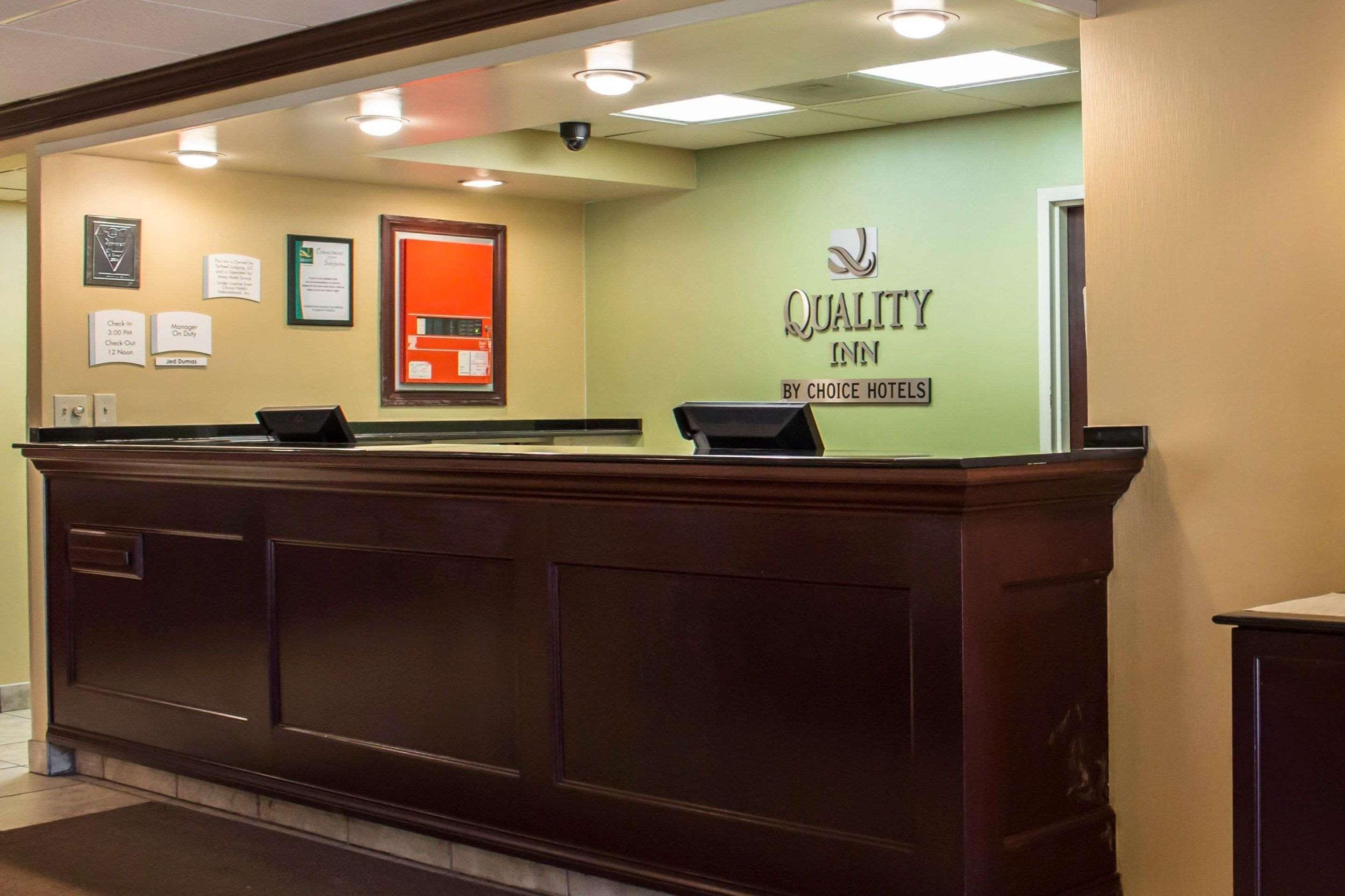 Hampton Inn Чапел Хилл Экстерьер фото