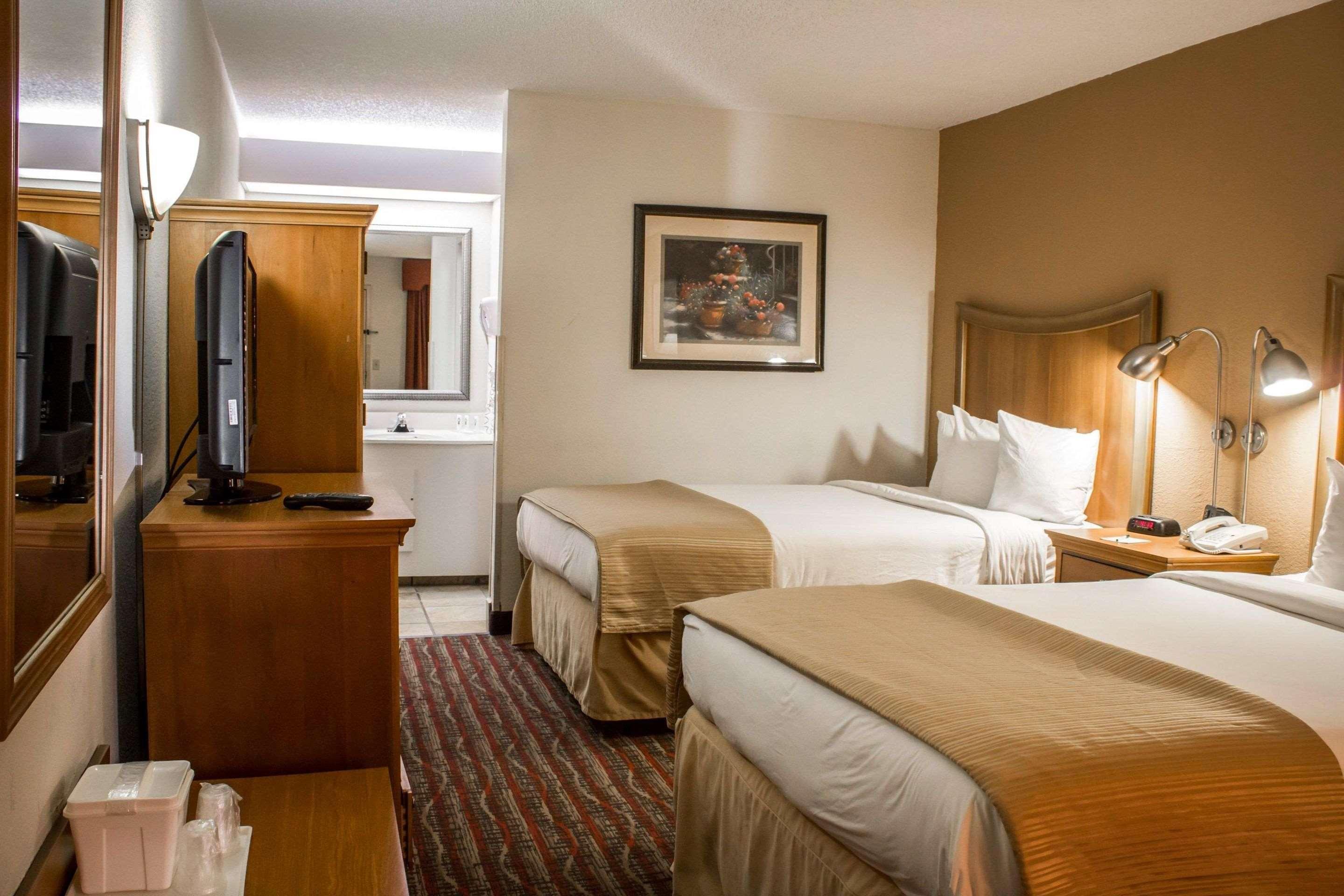 Hampton Inn Чапел Хилл Экстерьер фото